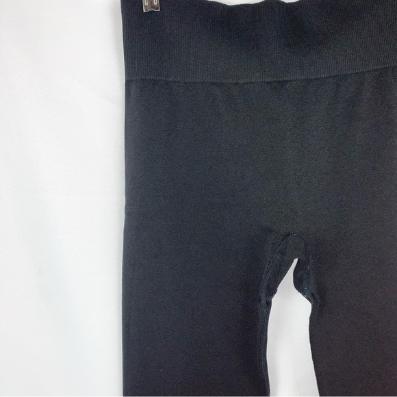 PINK Victoria's Secret Black Seamless Leggings - Picture 3 of 7